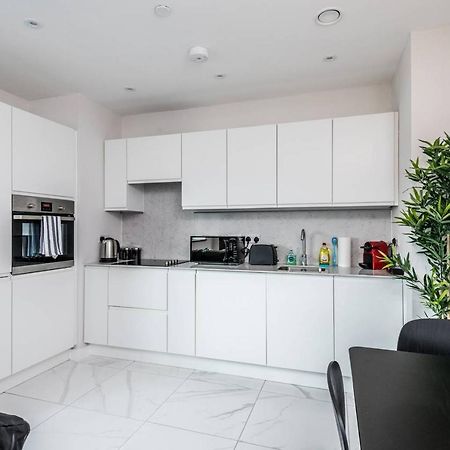 Waterfront Apartment With View Of Liver Building Liverpool Exteriér fotografie